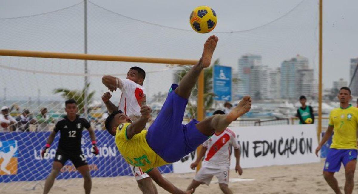 Este miércoles 15 de noviembre inició la Liga Evolución Fútbol Playa. Foto: CONMEBOL