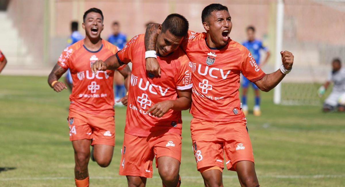 UCV Moquegua logró su pase a ECOSEM y es nuevo inquilino de la Liga 2. Foto: Facebook UCV Club de Fútbol - Moquegua