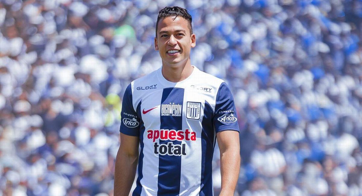 Cristian Benavente continuará en la Liga 1 este 2024. Foto: Alianza Lima