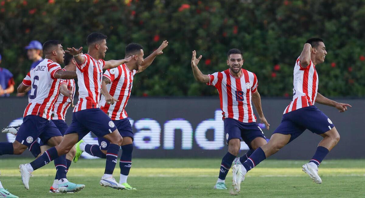 Paraguay derrotó 4-3 a Uruguay. Foto: EFE