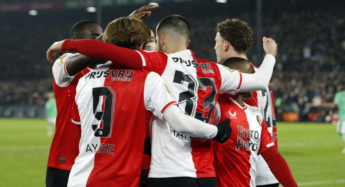 Marcos López se quedó nuevamente en el banco de suplentes en la victoria del Feyenoord ante Sparta. Foto: EFE