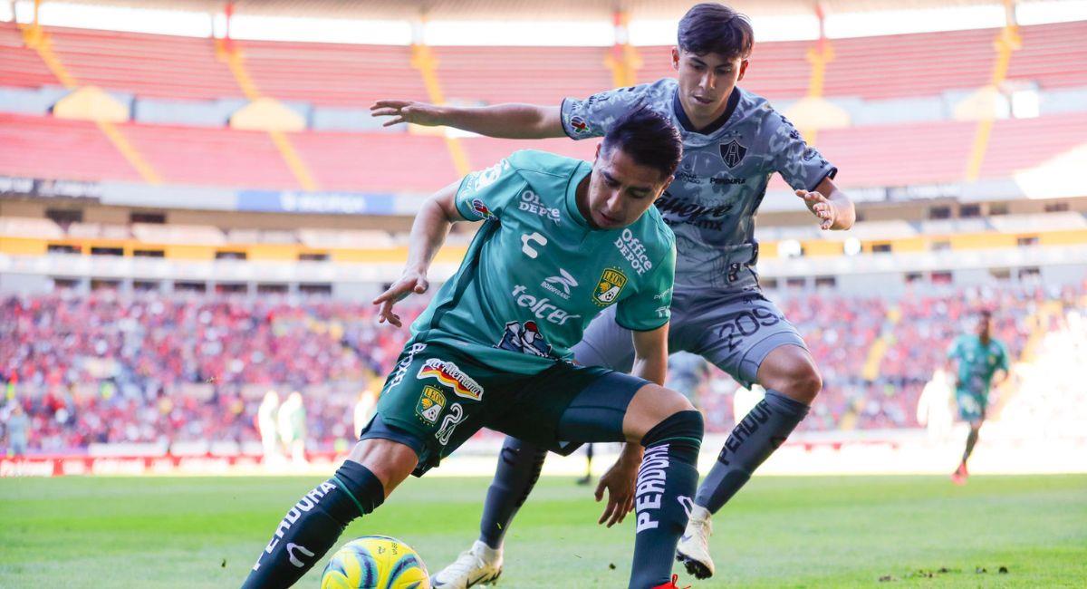 Santamaría jugó los 90 minutos en la derrota de Atlas por la Liga MX. Foto: EFE