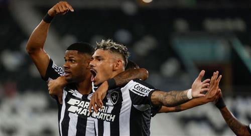 Junior Santos anota un 'póker' en la Copa Libertadores