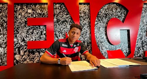Adriano Neciosup se convirtió en nuevo jugador del Flamengo