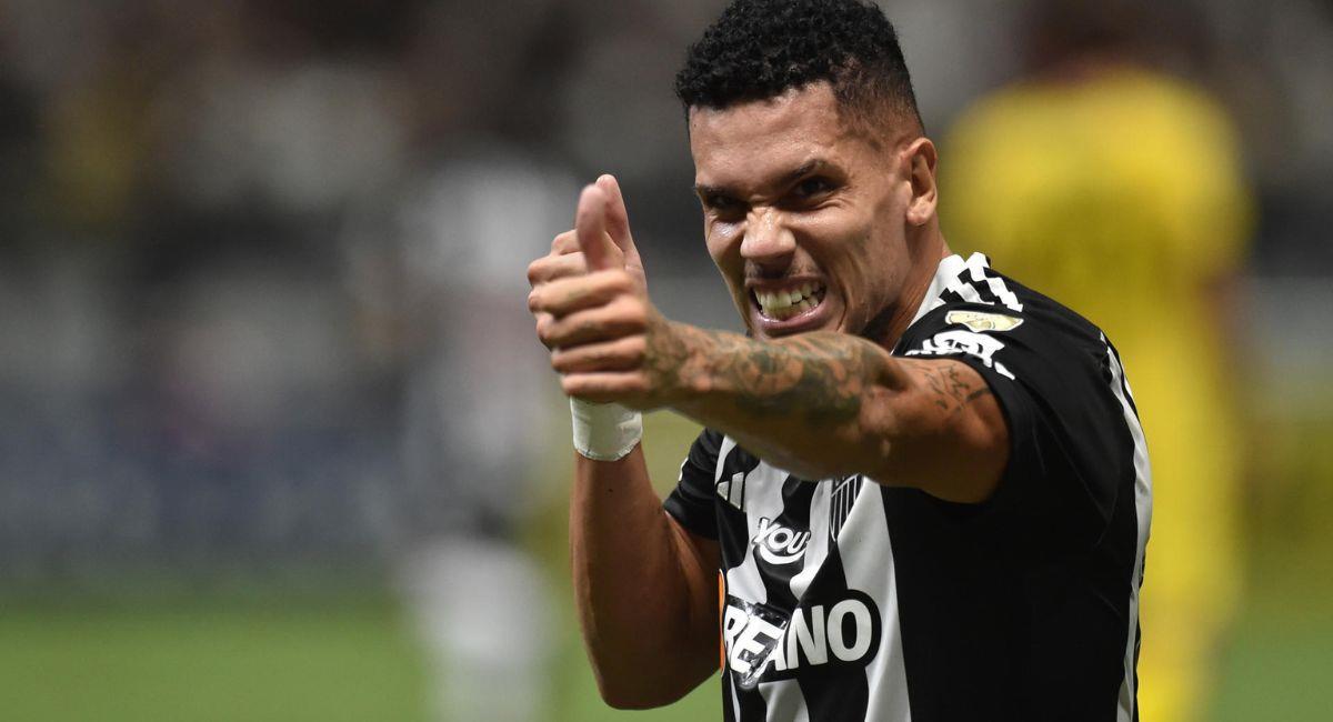 Paulinho de Mineiro celebra un gol este martes. Foto: EFE